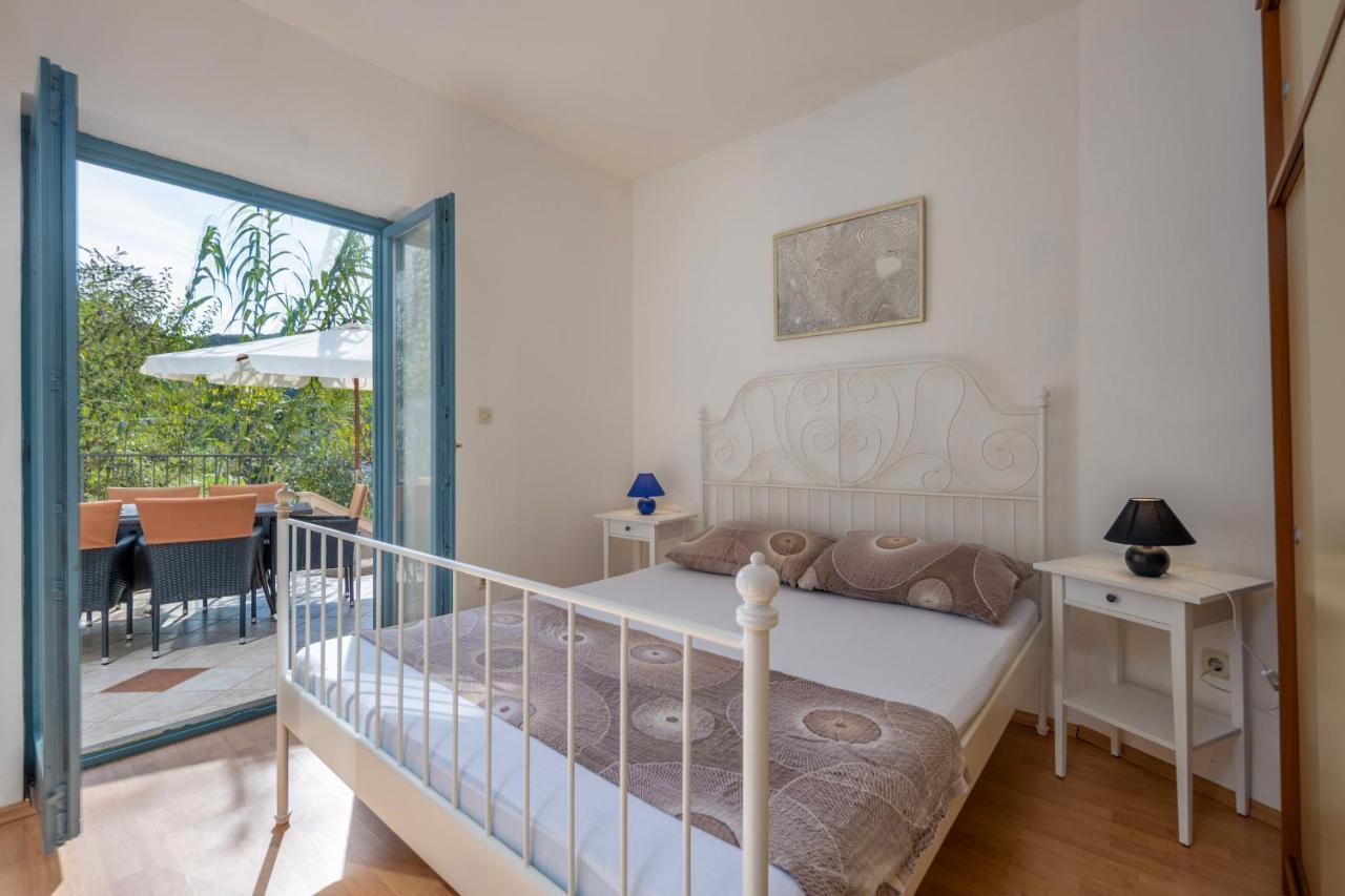 Apartment Sandra Супетарська Драґа Екстер'єр фото