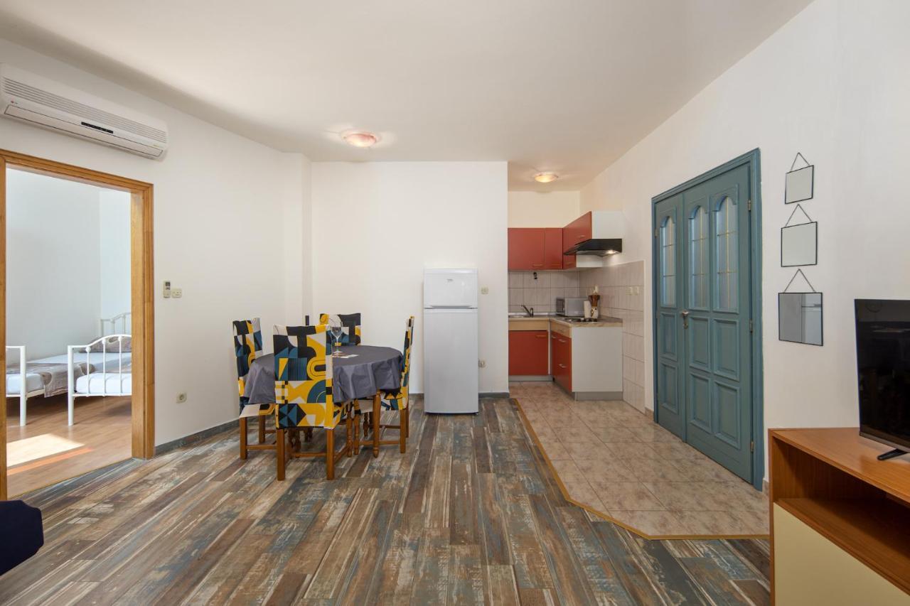 Apartment Sandra Супетарська Драґа Екстер'єр фото